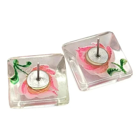 Clear Lucite Square 3D Pink Flower Post Back Earrings Vintage 0.75" x 0.75" - Picture 4 of 5